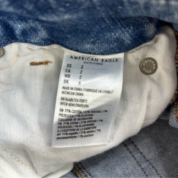 American Eagle Shorts Womens 2 Curvy Hi Rise Shortie Next Level Stretch Cuffed - Picture 4 of 5